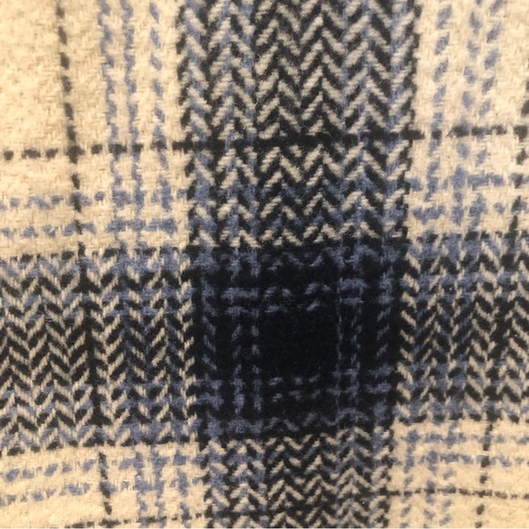 Shaket Time and Tru Large Jacket - Picture 7 of 9